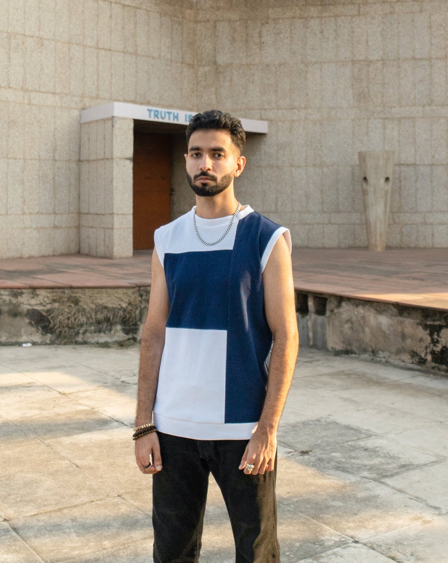 Neo Vest