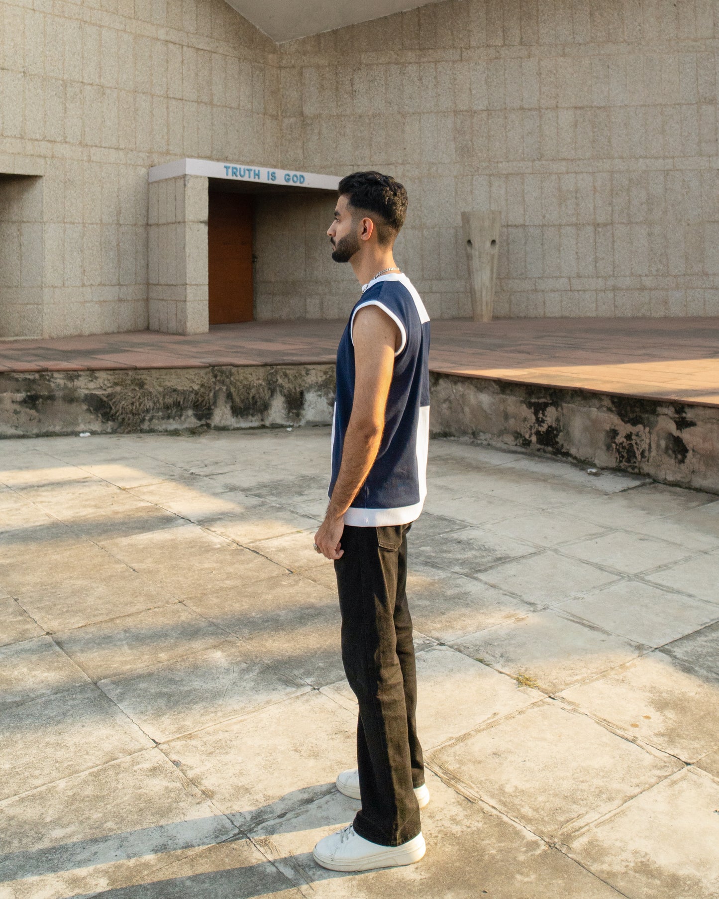 Neo Vest